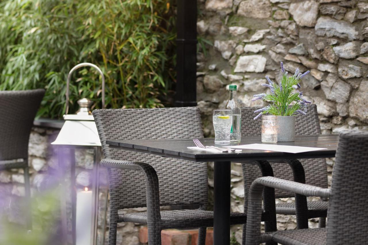 The Wander Inn Bar & Accommodation Kenmare Exteriér fotografie
